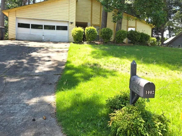 1002 Tahoe Trl, Lilburn, GA 30047