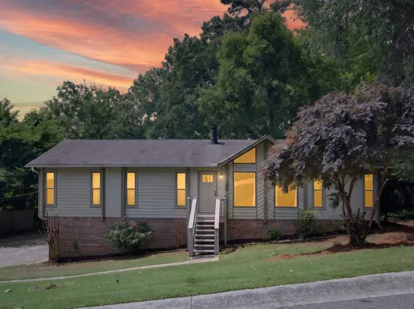 7 Stoneview Trl, Birmingham, AL 35210