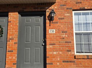 736 Johnson Hill Rd #736, Collinsville, IL 62234