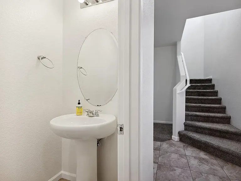 7185 Corvus Cir — Photo 4