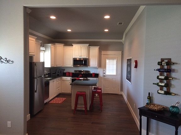 4th image of 1702 E North 10th St