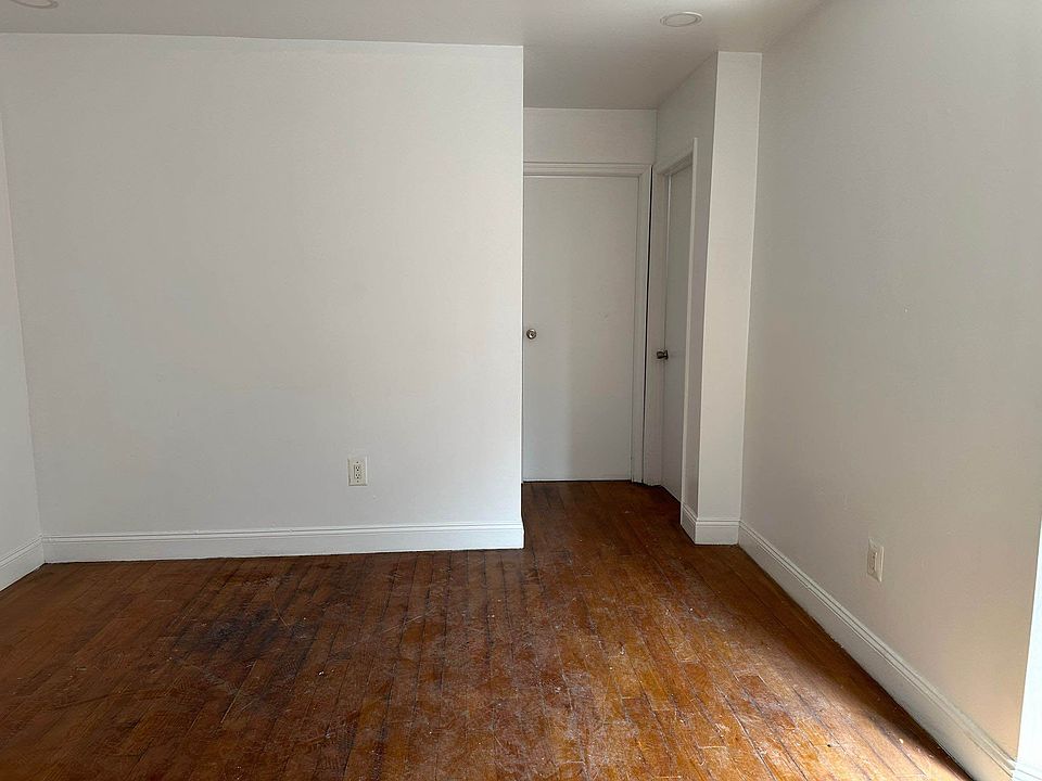 1st image of 216 W 149th St #53