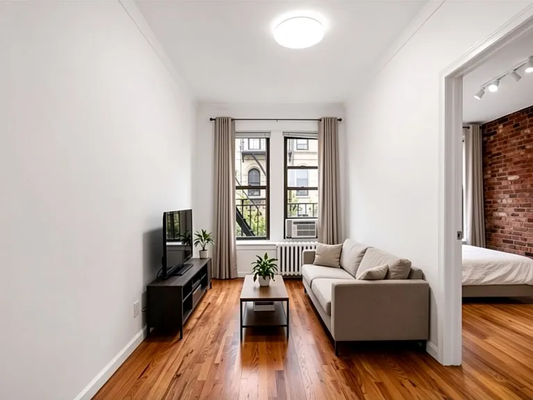 177 Thompson St #19 — Photo 1