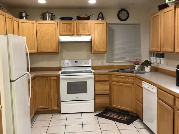 170 Latigo Dr, Gallatin Gateway, MT 59730