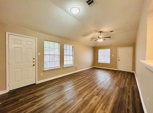 8507 Apple Carrie Cv #B, Austin, TX 78745