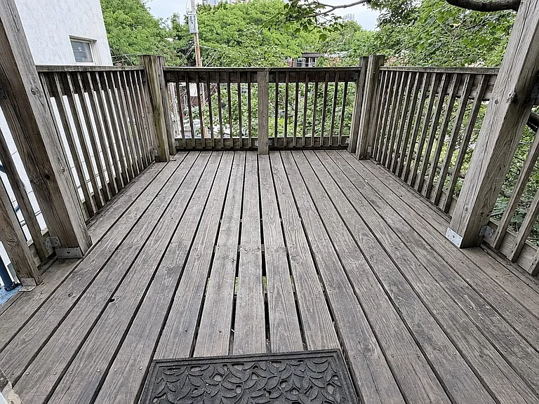 534 W Dickens Ave #2 — Photo 7