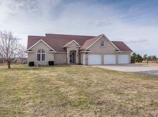 4771 N Graham Rd, Freeland, MI 48623