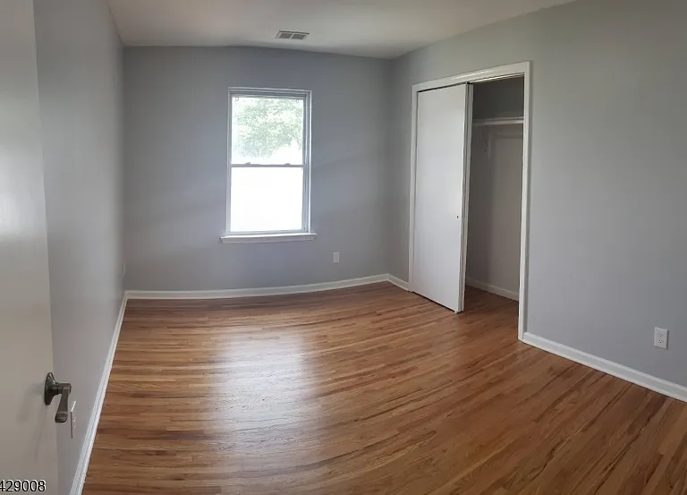 720 Walnut St — Photo 7