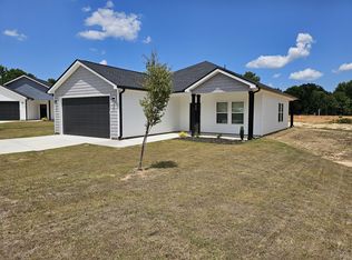 225 Essex Dr, Clinton, SC 29325