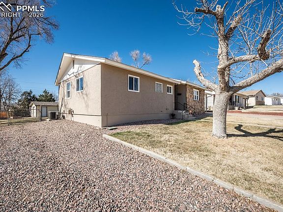 2nd image of 1703 Sheridan Rd