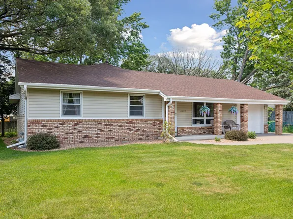 11040 Ilex St NW, Coon Rapids, MN 55448