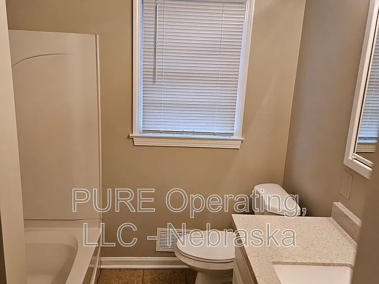 3341 S 89th St — Photo 29