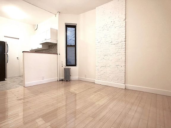3rd image of 350 E 91st St APT 9