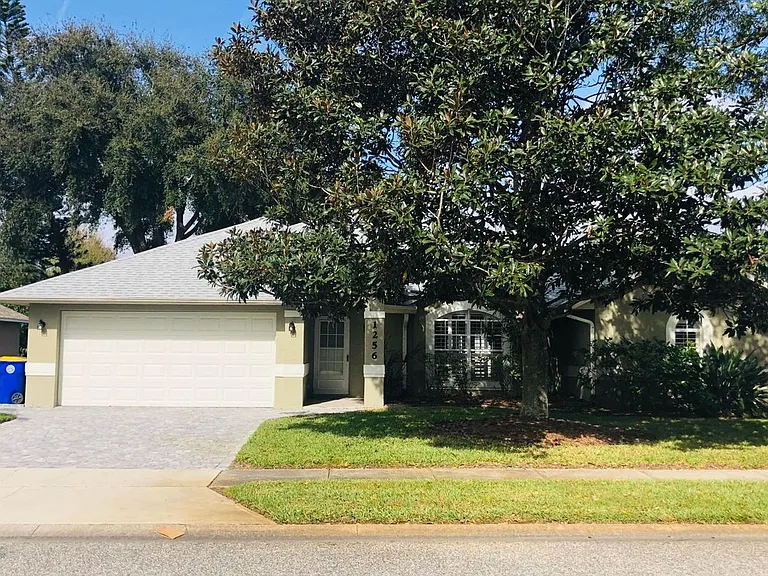 1256 Winding Meadows Rd — Photo 1