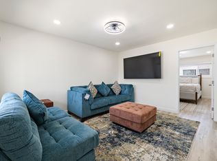 11034 S Acacia Ave, Inglewood, CA 90304