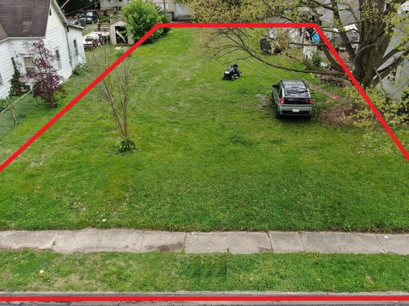 1217 W 1st St, Anderson, IN 46016