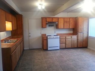 6632 Radio Dr, San Diego, CA 92114