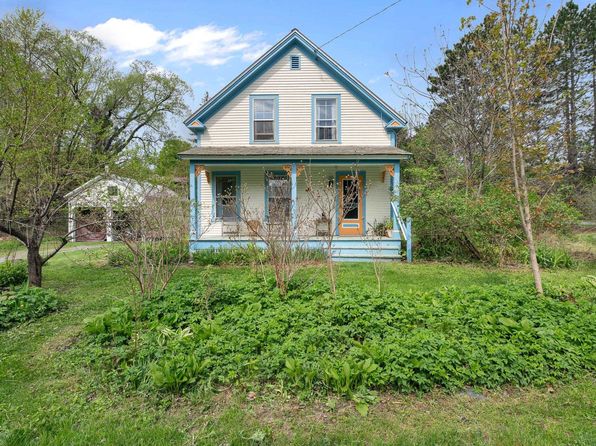 64 Meadowbrook Road, Brattleboro, VT 05301
