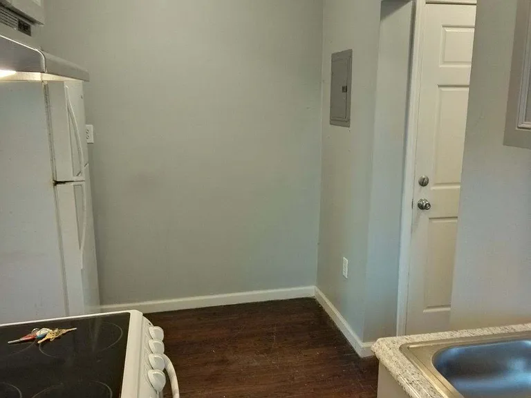 4820 Dickerson St #2 — Photo 3