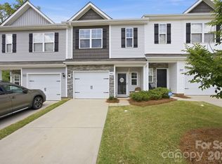 10041 Brittondale Ln, Charlotte, NC 28215