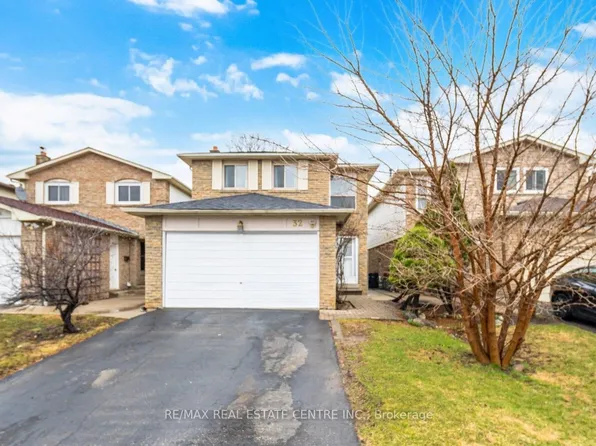32 Dafoe Cres, Brampton, ON L6Y 2L2