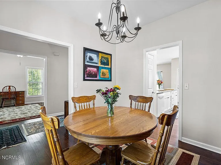 1010 Meridian Dr — Photo 22