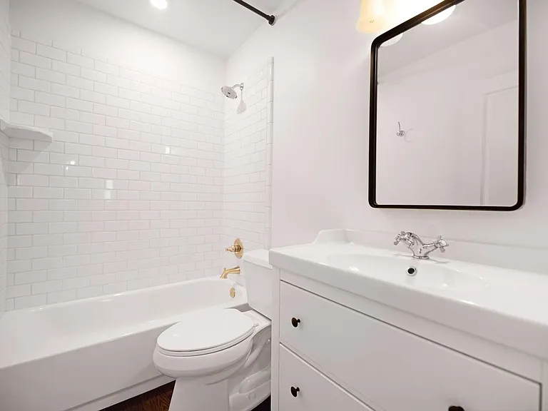 4228 N 44th Pl — Photo 18