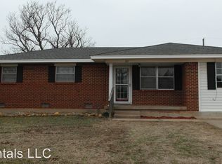 201 Maple St, Elgin, OK 73538