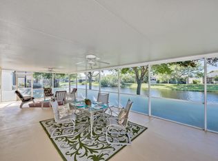 936 Shaw Cir, Melbourne, FL 32940