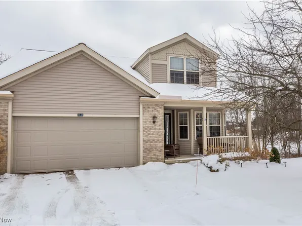 3849 Nut Hatch Ln, Stow, OH 44224