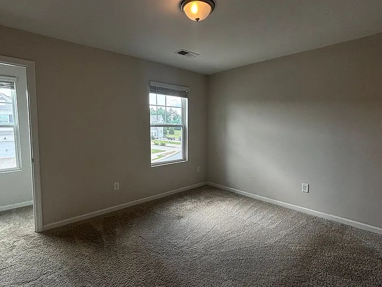 125 Adger Rd — Photo 18