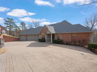 59951 E 333rd Rd, Grove, OK 74344