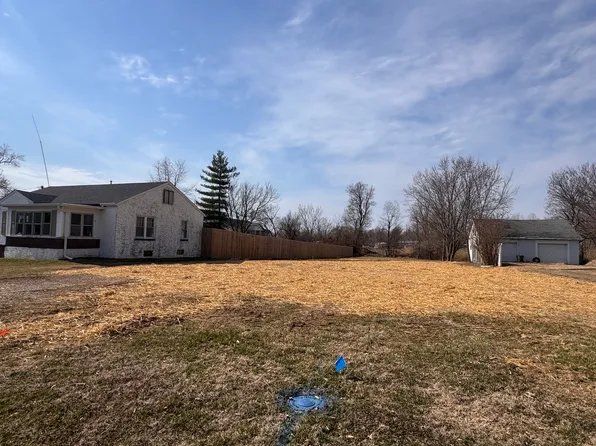 1608 N State St, Marion, IL 62959