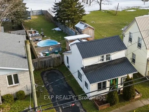 41 Lake St, Prince Edward County, ON K0K 2T0