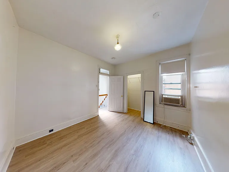1848 Willington St — Photo 10