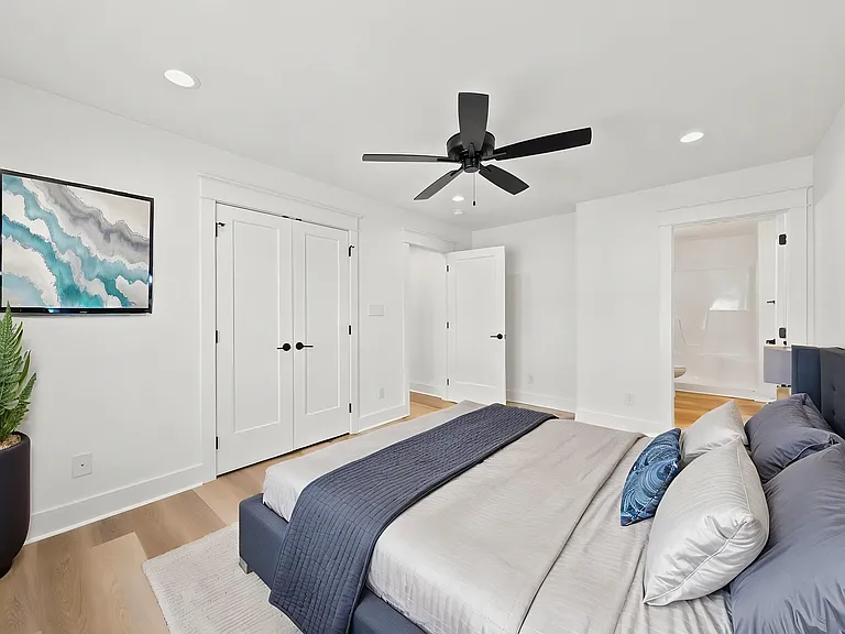 149 Luke Ct — Photo 19