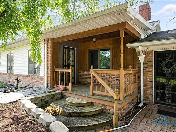 5th image of 7461 Hill Ave