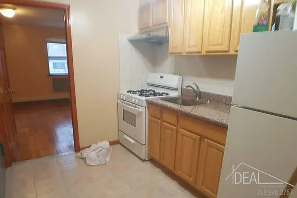 Rented by Ideal Properties Group | media 6