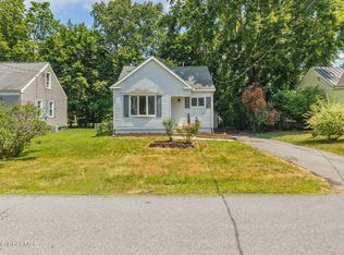 5 Surrey Rd, Glenville, NY 12302