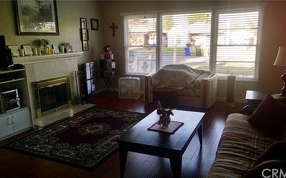 4th image of 3248 N Sierra Way