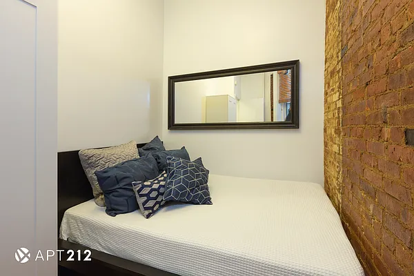 Rented by APT212 INC | media 24