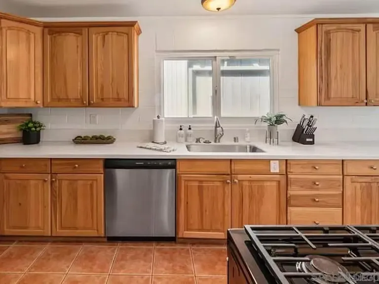 8373 El Paseo Grande — Photo 30