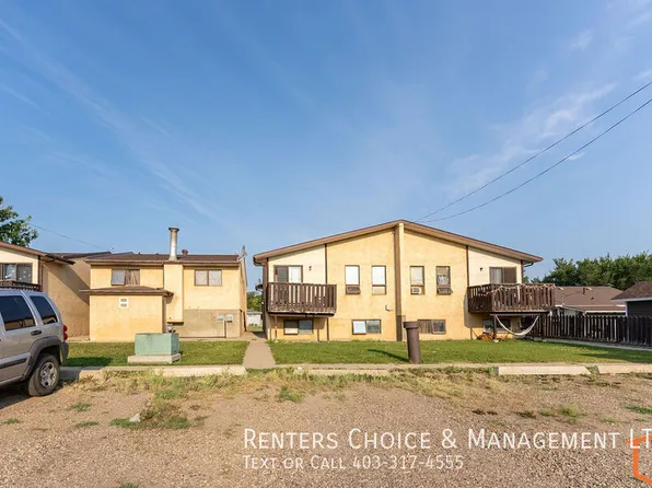 5205 57th St #7, Taber, AB T1G 1M7