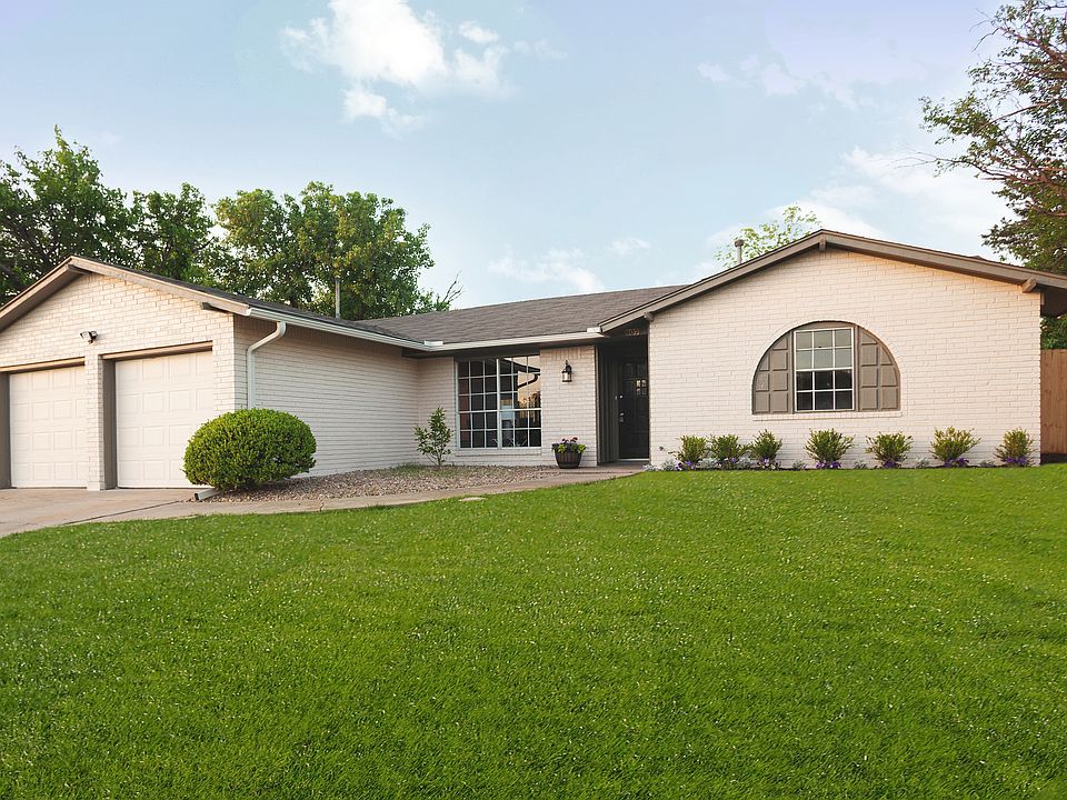 1st image of 807 NW 49th St