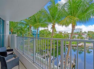 3029 188th St #302, Aventura, FL 33180