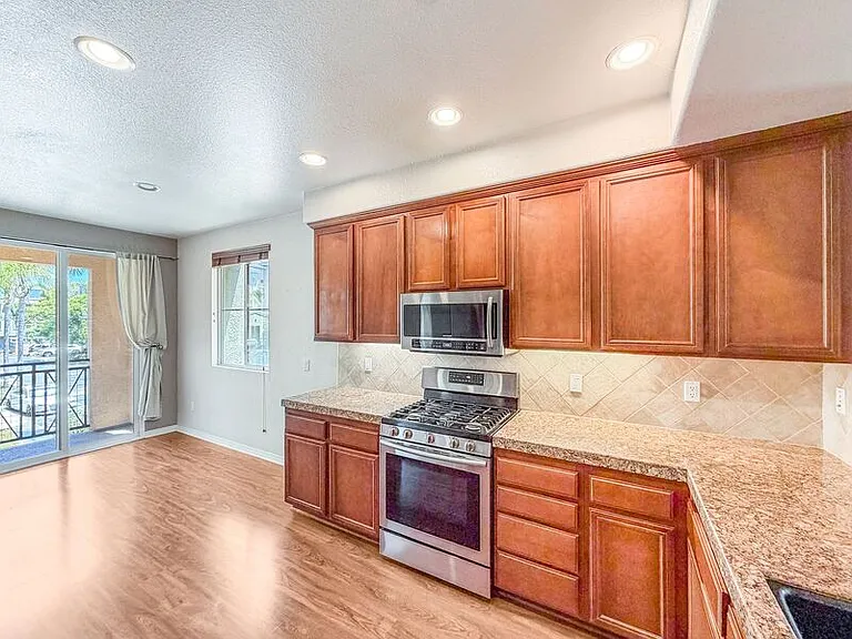 8862 Spectrum Center Blvd — Photo 9