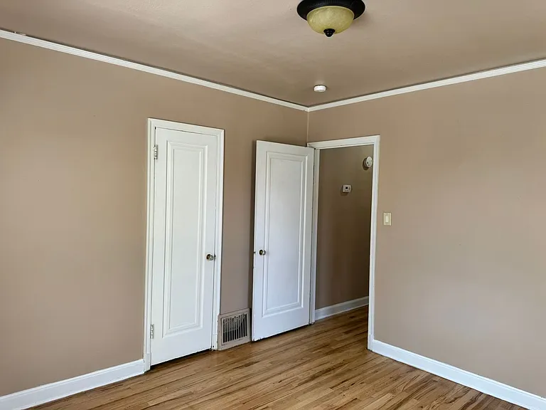 3321 Central Ave — Photo 13