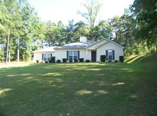 102 Philmont Ct, Lagrange, GA 30240