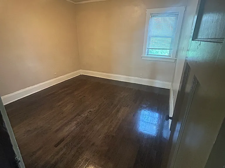 2322 N 53rd St #6 — Photo 5