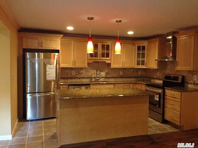7 Village Woods Rd — Photo 12